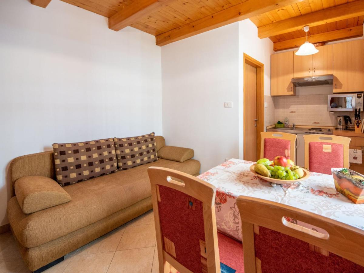Apartment Kristijan By Interhome Brseč Exteriér fotografie